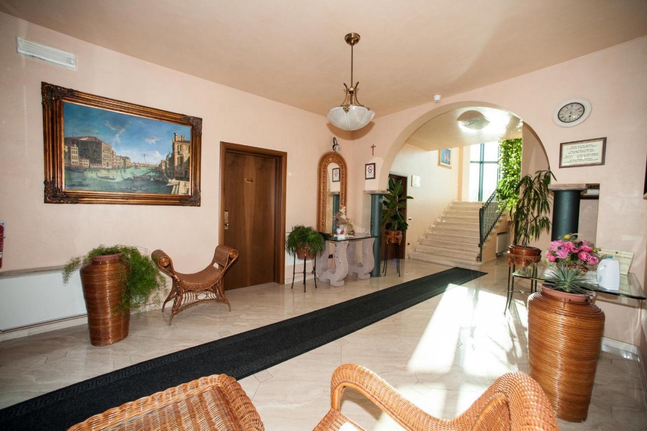 Hotel Corte Vecchia San Prospero Eksteriør billede