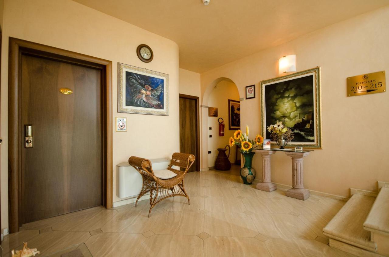Hotel Corte Vecchia San Prospero Eksteriør billede