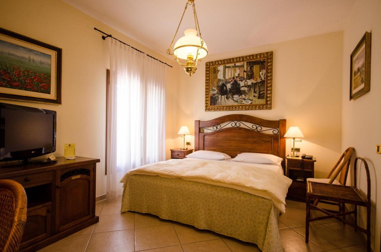 Hotel Corte Vecchia San Prospero Eksteriør billede