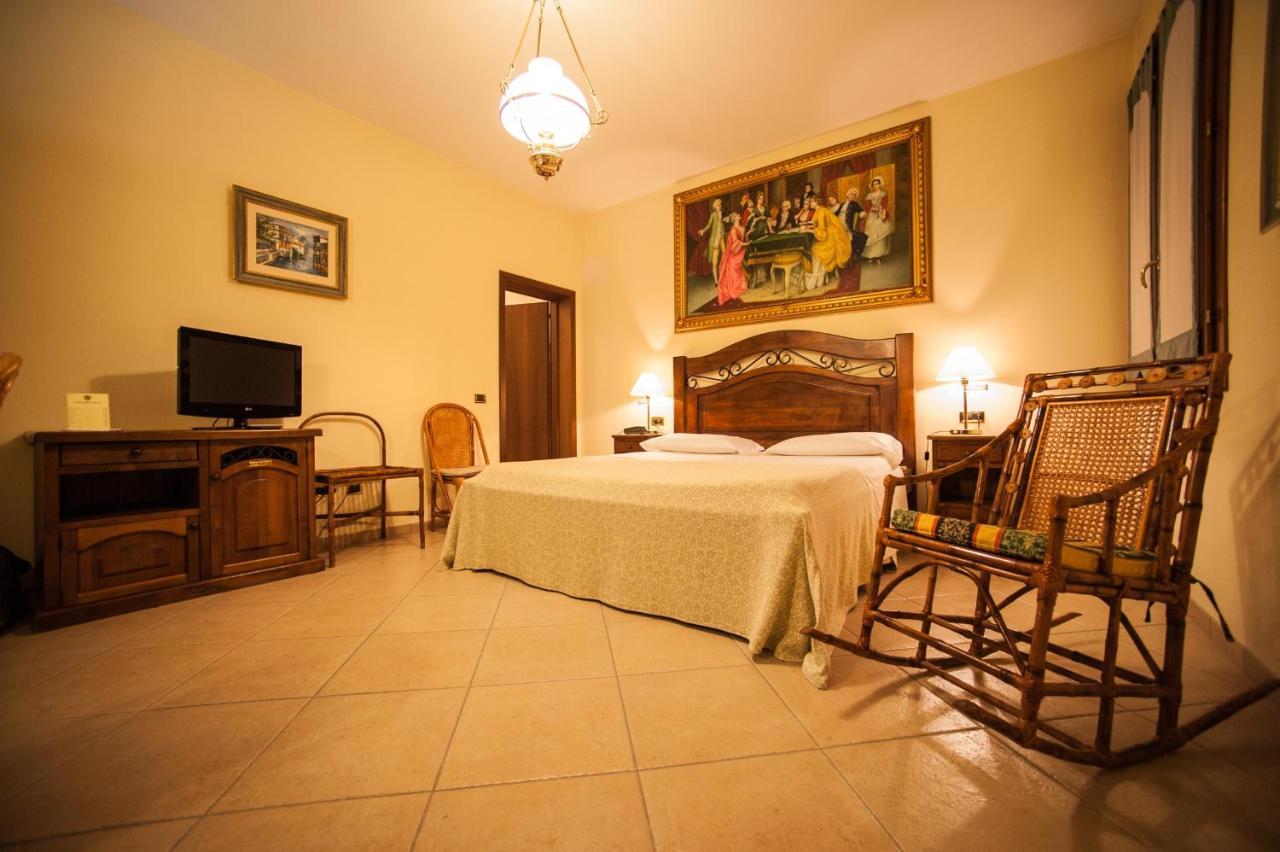 Hotel Corte Vecchia San Prospero Eksteriør billede
