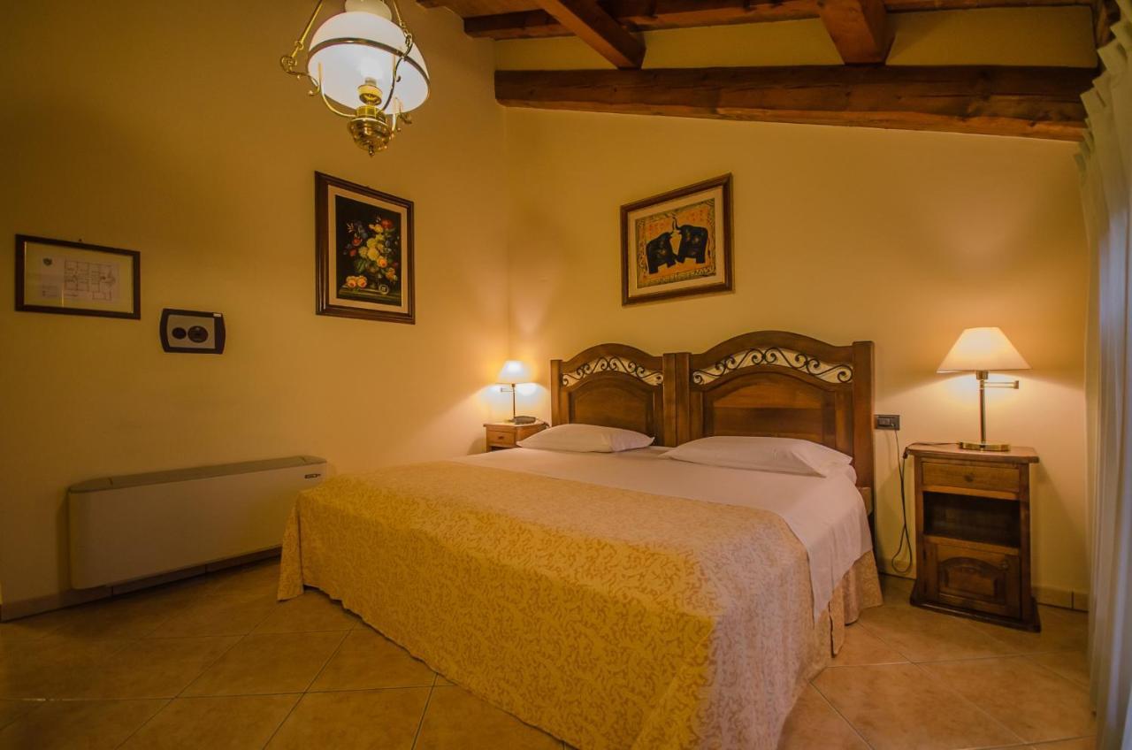 Hotel Corte Vecchia San Prospero Eksteriør billede