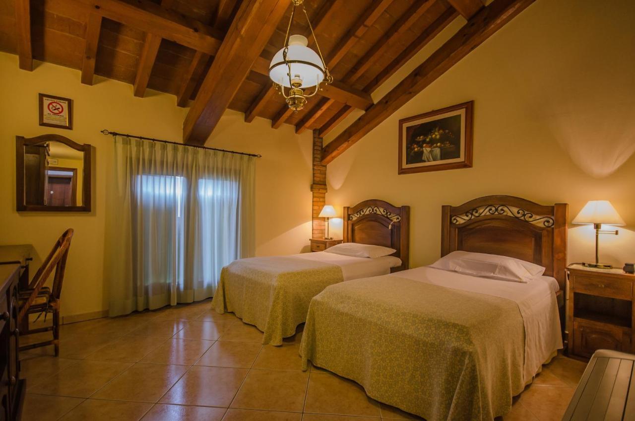 Hotel Corte Vecchia San Prospero Eksteriør billede