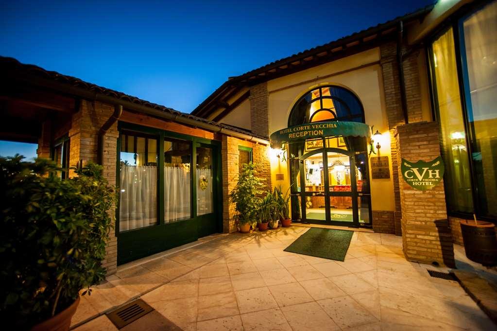 Hotel Corte Vecchia San Prospero Eksteriør billede